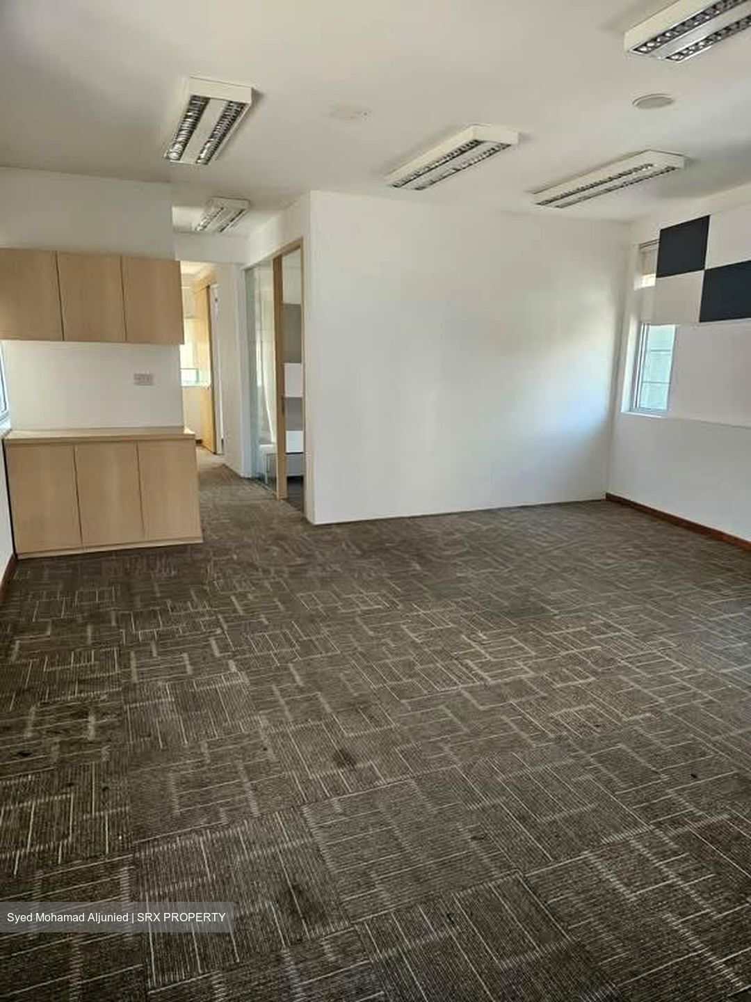 Jalan Besar (D8), Office #575697111